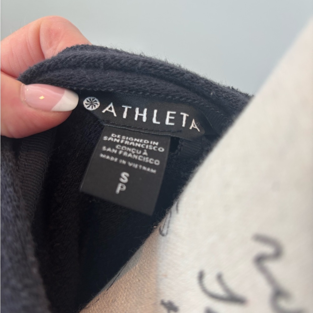 Athleta Black Crop Blousy Sweatshirt - Picture 4 of 4